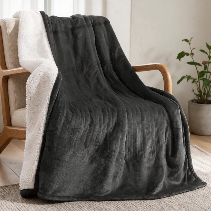 Colverro™ Sherpa Heated Blanket with 6 Heat Levels &amp; Auto-Off Timer