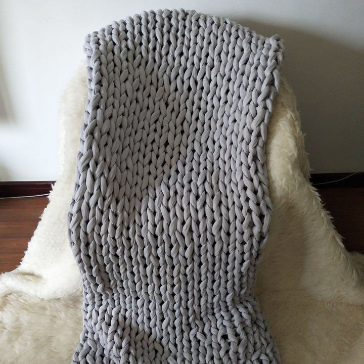 Colverro™ Hand-Woven Chunky Knit Throw Blanket with Braided Edges
