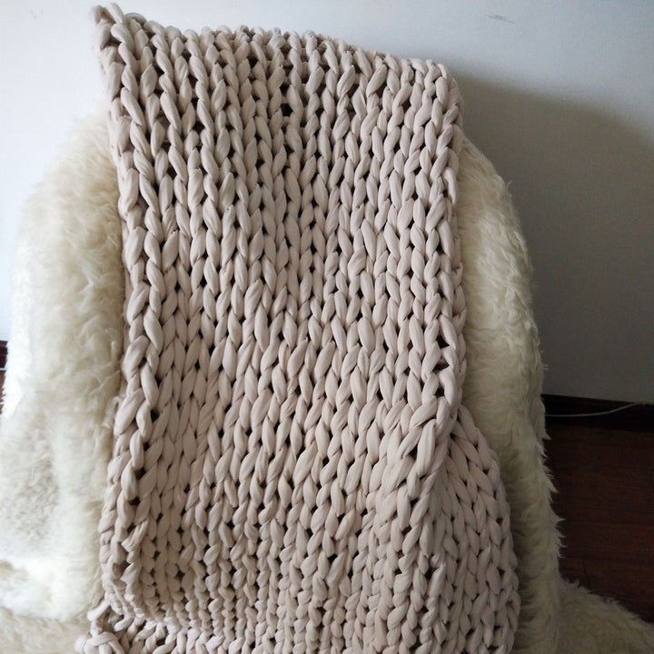 Colverro™ Hand-Woven Chunky Knit Throw Blanket with Braided Edges